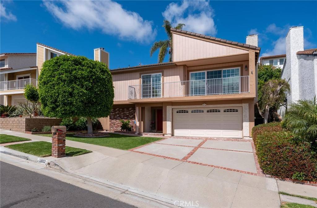 Torrance, CA 90505,2932 Oakwood Lane