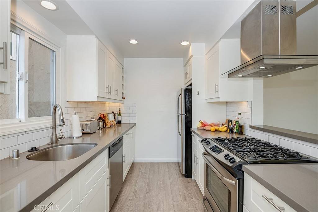 Hermosa Beach, CA 90254,231 Longfellow AVE