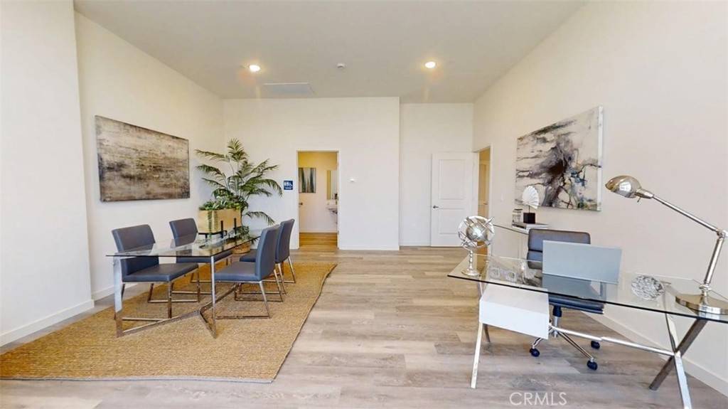 Torrance, CA 90501,1978 W Carson Street #F