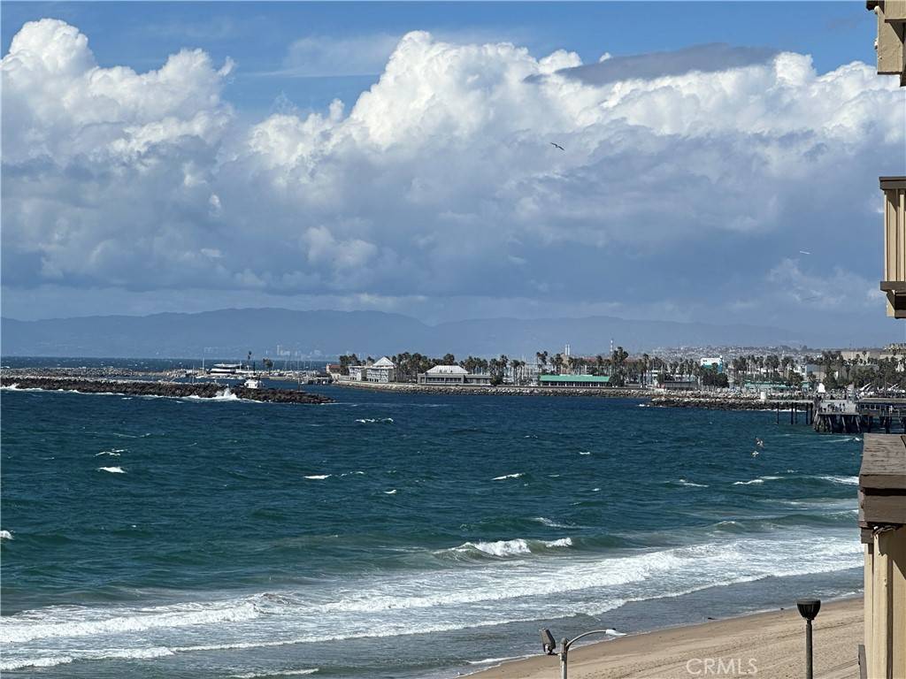 Redondo Beach, CA 90277,625 Esplanade #21