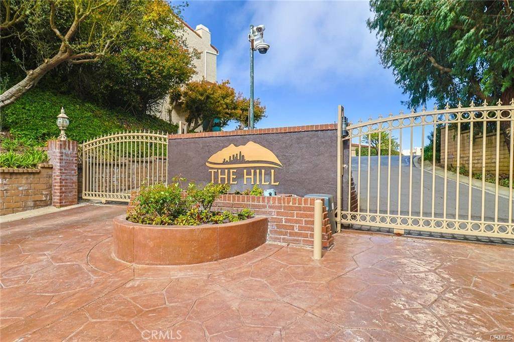Rancho Palos Verdes, CA 90275,21 Hilltop CIR