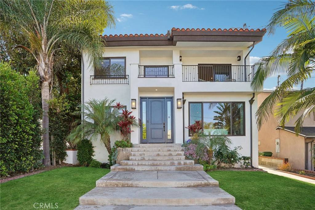 Manhattan Beach, CA 90266,2501 N Poinsettia AVE