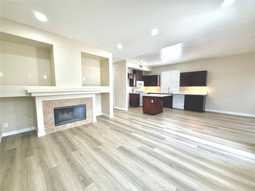 Carson, CA 90745,24827 Carmel DR