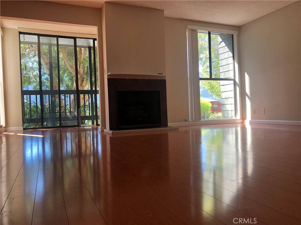 San Mateo, CA 94404,425 Anchor RD #101