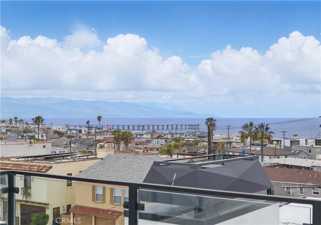 Hermosa Beach, CA 90254,2141 Circle DR