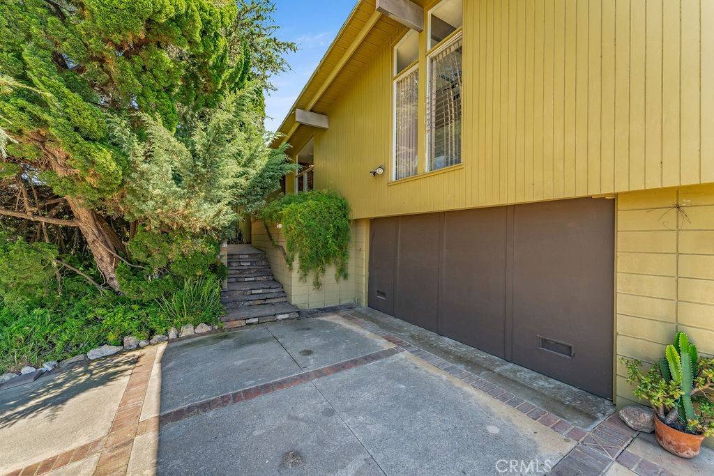 Rancho Palos Verdes, CA 90275,30211 Via Rivera