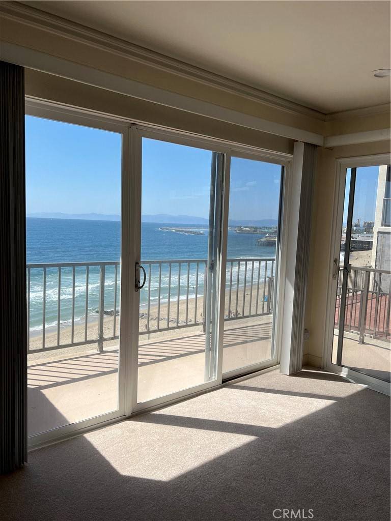 Redondo Beach, CA 90277,535 Esplanade #305