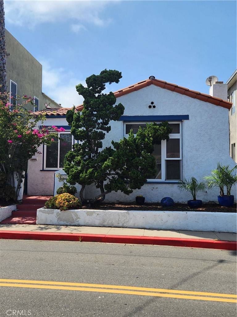 Hermosa Beach, CA 90254,329 27th ST