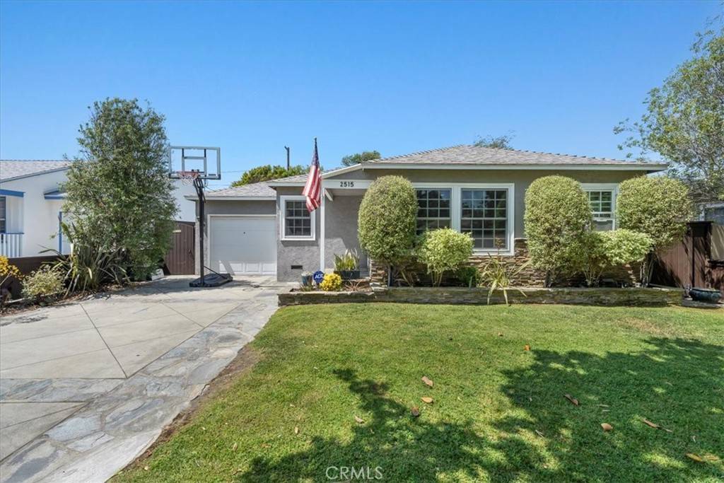 Redondo Beach, CA 90278,2515 Armour LN