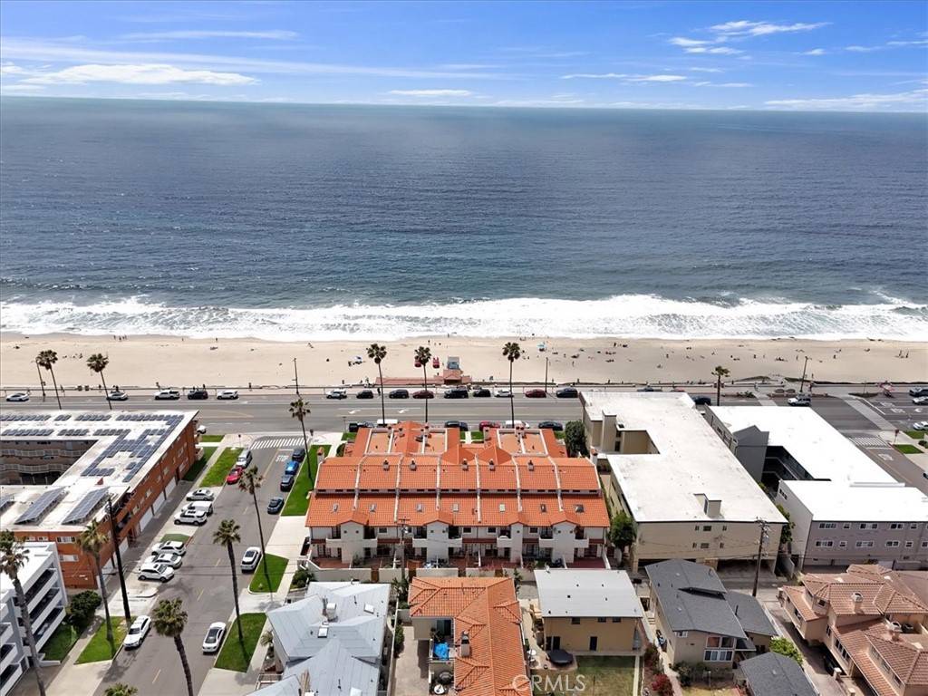 Redondo Beach, CA 90277,1110 Esplanade #6
