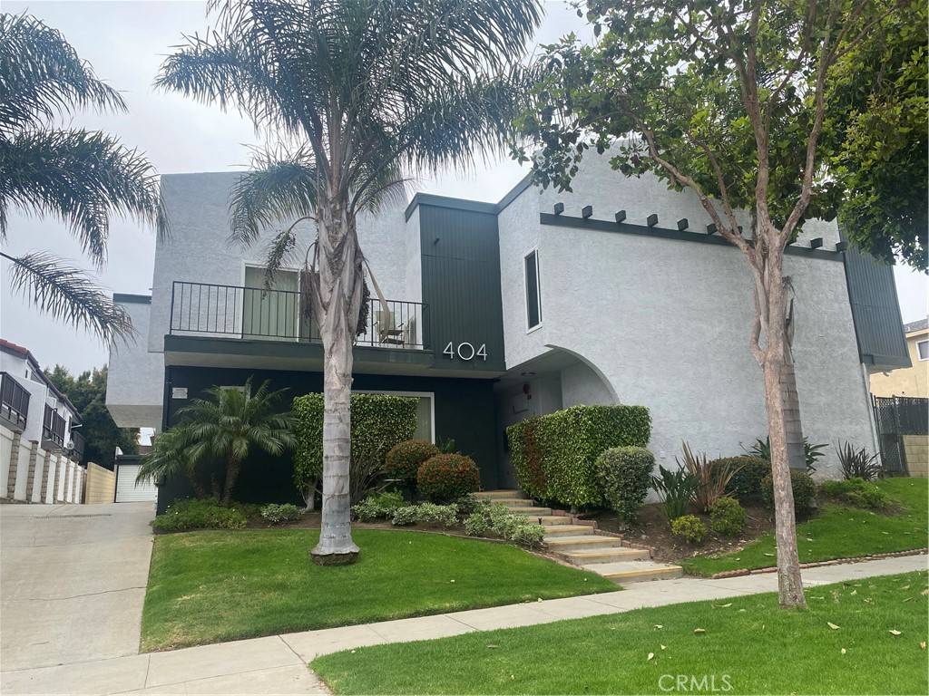 Redondo Beach, CA 90277,404 N Broadway #2