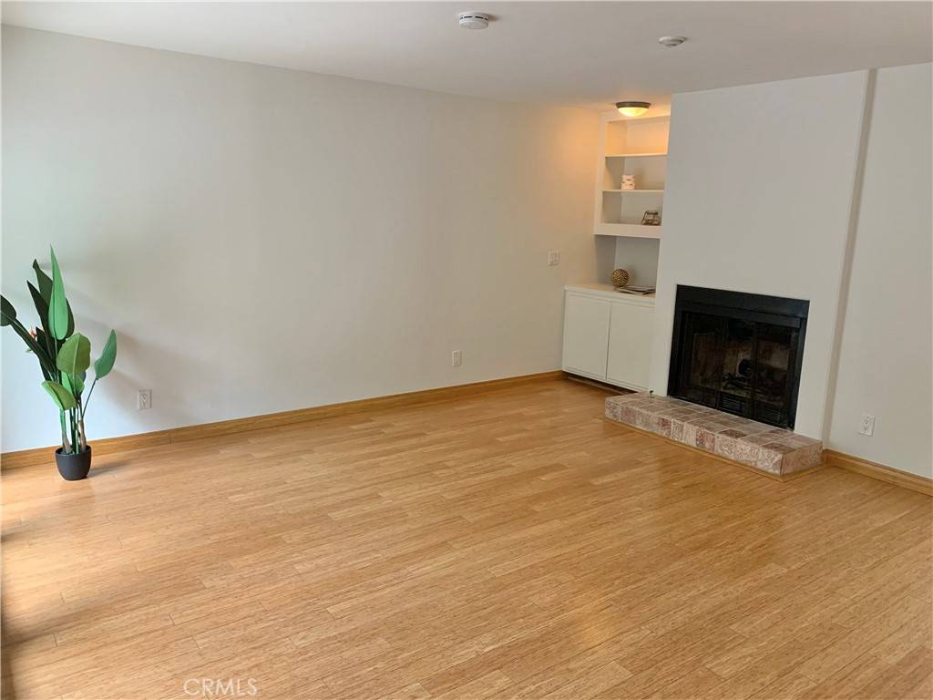 Redondo Beach, CA 90277,115 S Guadalupe AVE #B
