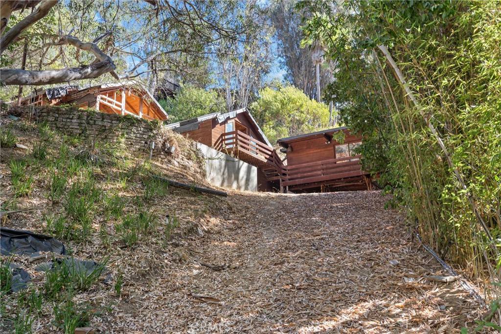 Los Angeles, CA 90046,2721 Jalmia DR