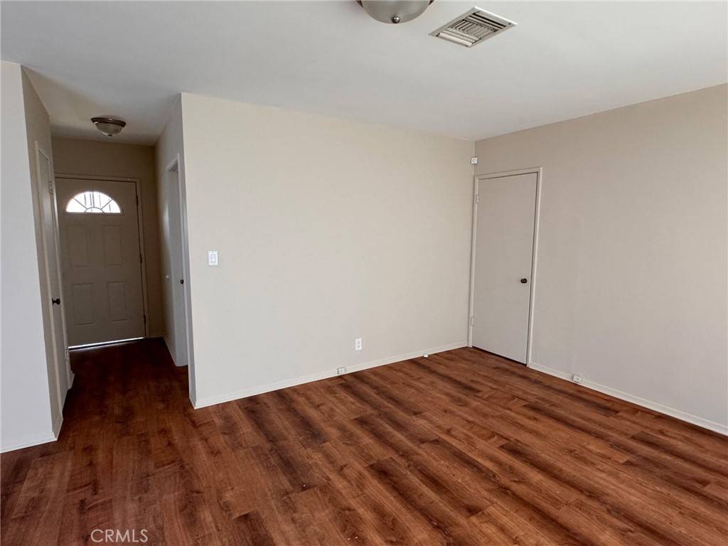 Arleta, CA 91331,8914 Woodale AVE