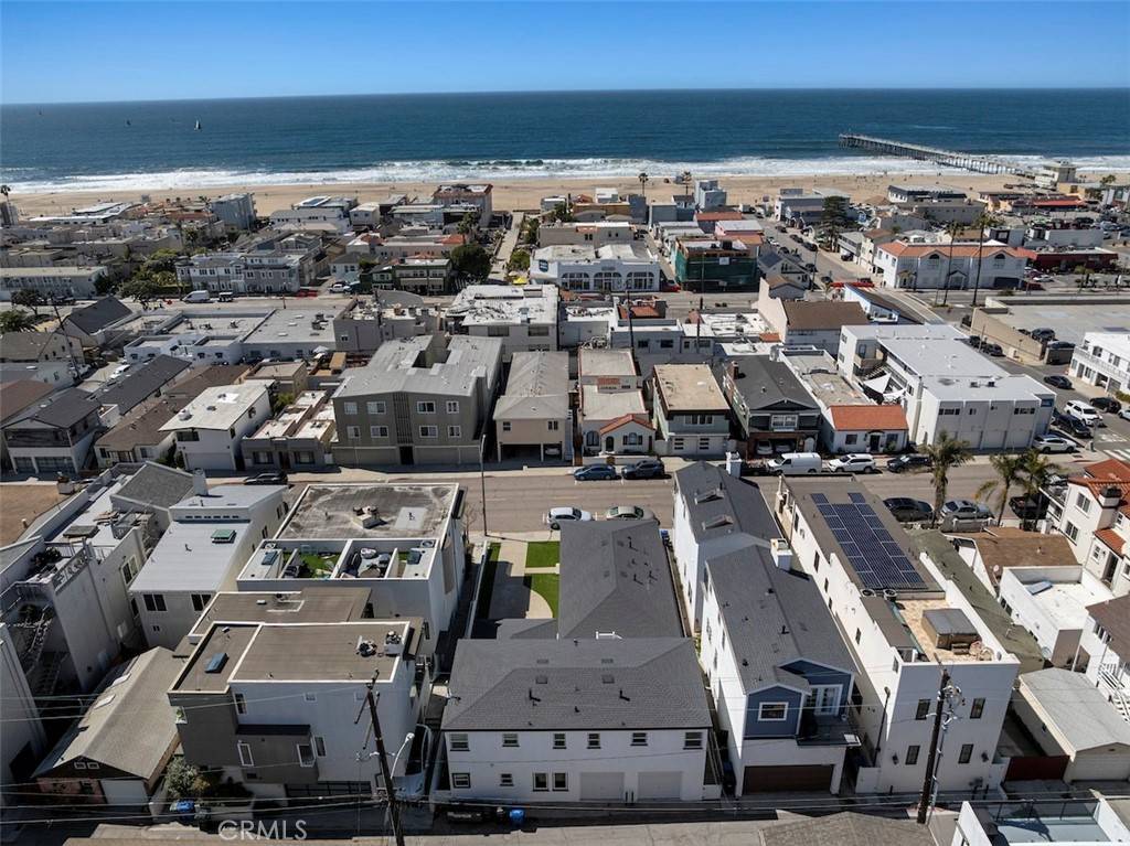 Hermosa Beach, CA 90254,908 Manhattan AVE #B