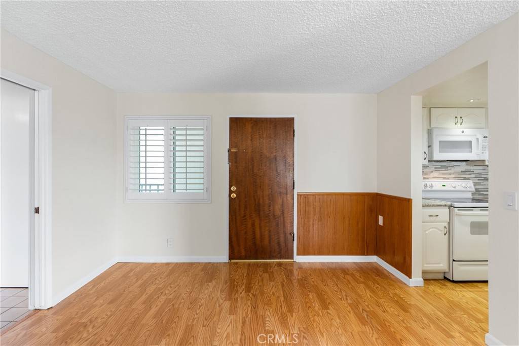 Redondo Beach, CA 90277,200 S Catalina AVE #204
