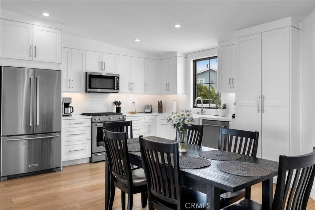 Hermosa Beach, CA 90254,2406 Silverstrand AVE