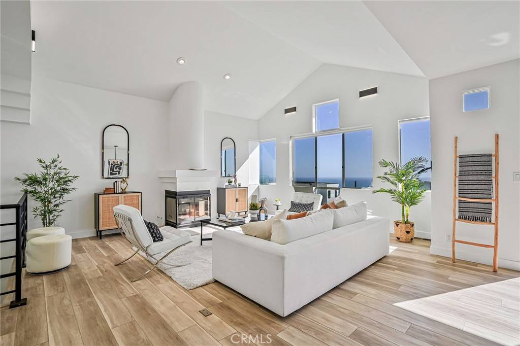 Manhattan Beach, CA 90266,4216 Highland Avenue #B
