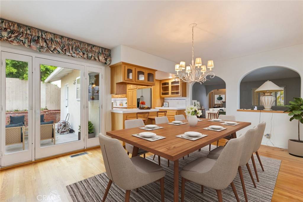 Manhattan Beach, CA 90266,1716 Elm Avenue