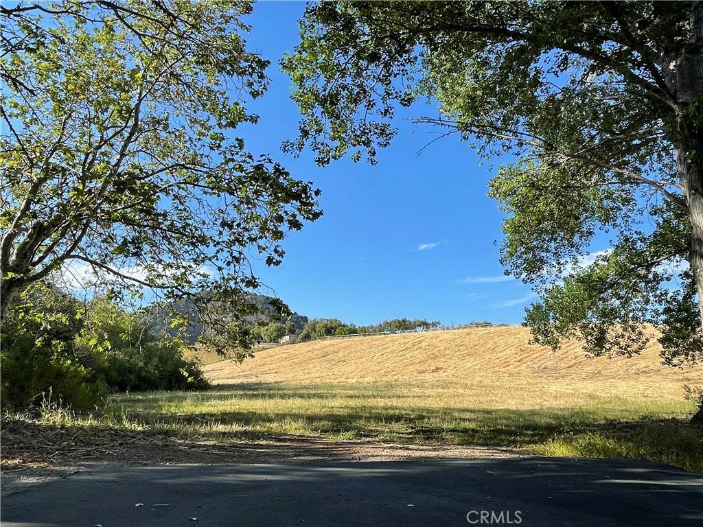 San Luis Obispo, CA 93405,1590 Apple Orchard LN