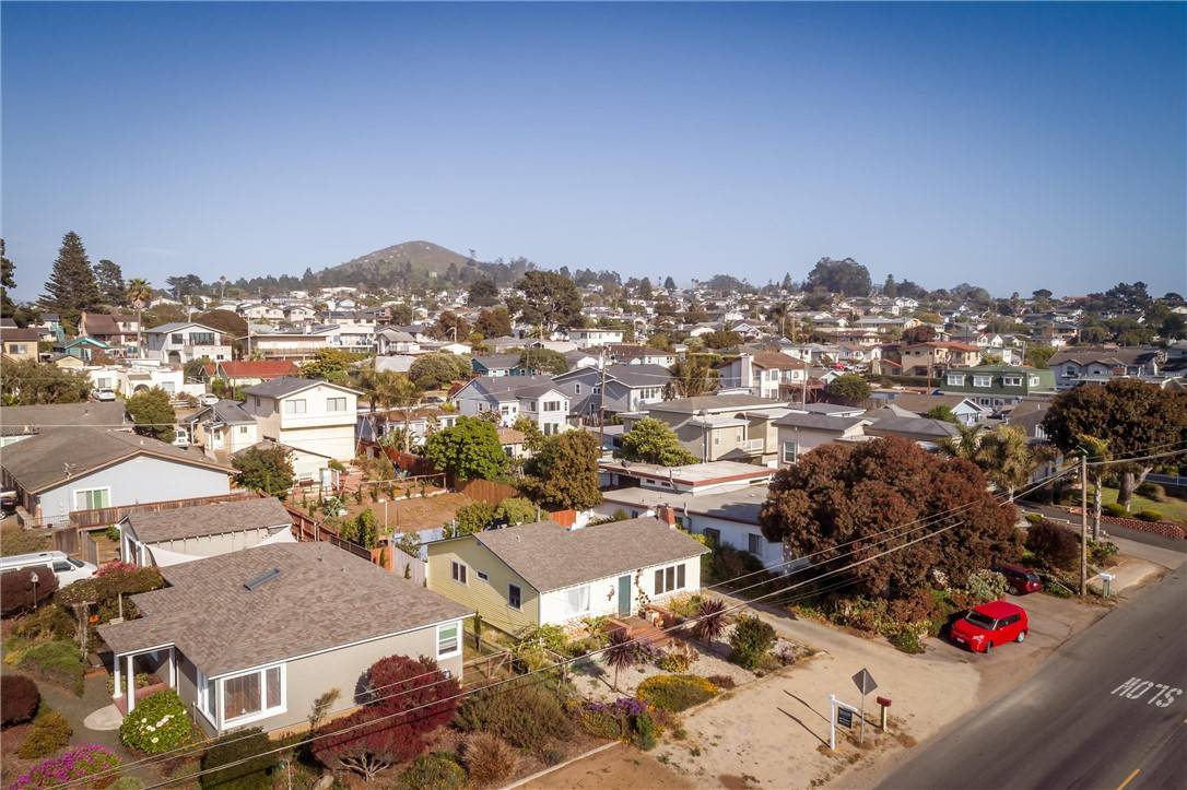 Morro Bay, CA 93442,684 Piney WAY