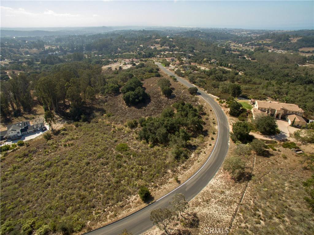 Arroyo Grande, CA 93420,1211 Montecito Ridge DR