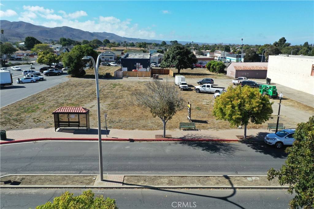 Lompoc, CA 93436,117 S I ST