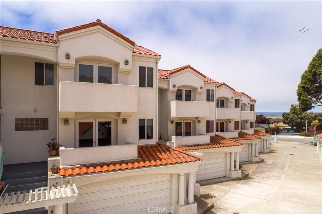 Morro Bay, CA 93442,731 Piney WAY