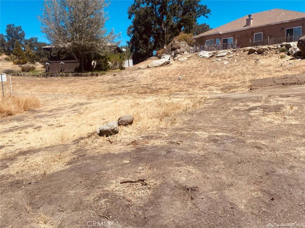 Tehachapi, CA 93561,18851 Saint Andrws DR