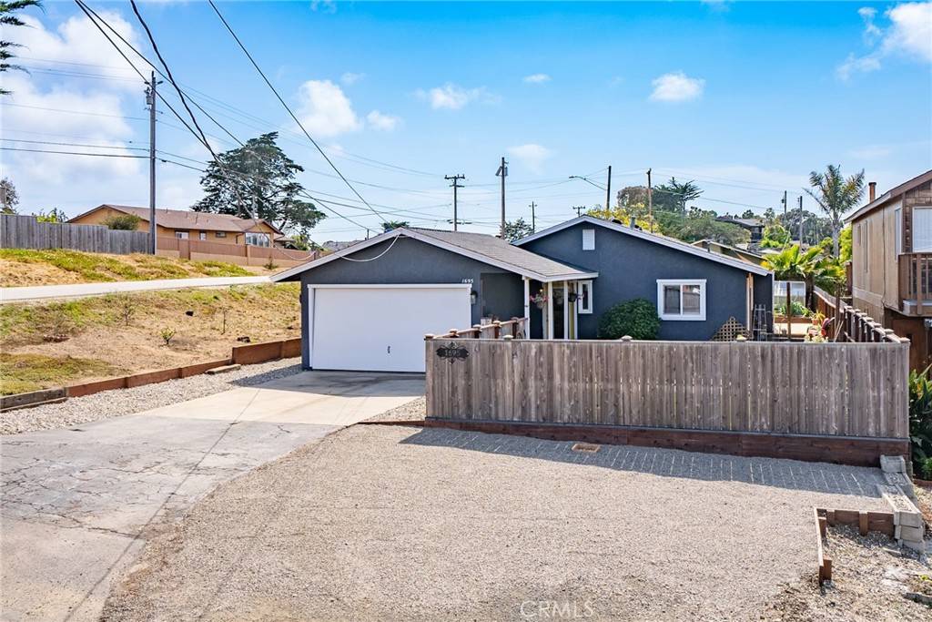 Los Osos, CA 93402,1695 8th ST