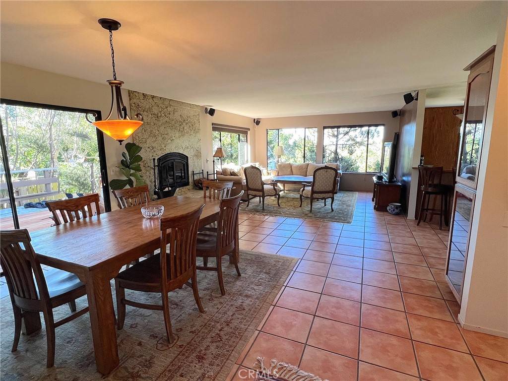 Cambria, CA 93428,922 Iva CT