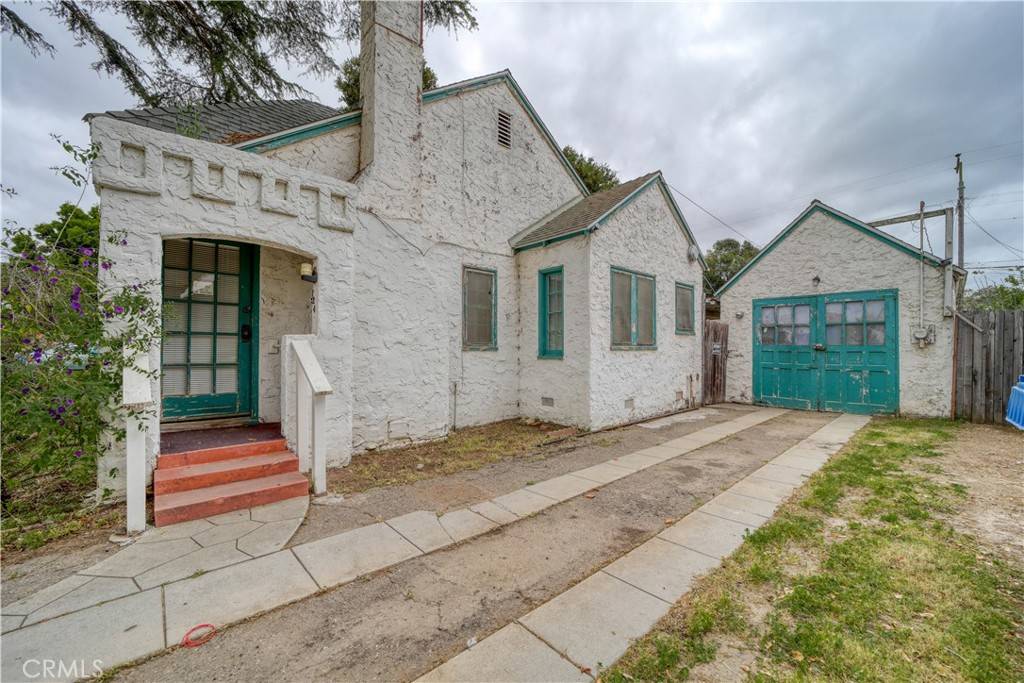 Santa Maria, CA 93454,724 East Orange Street