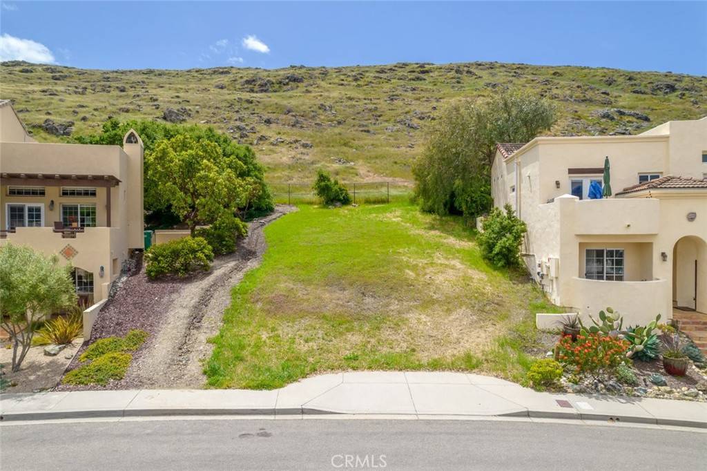 San Luis Obispo, CA 93401,489 Bluerock Drive