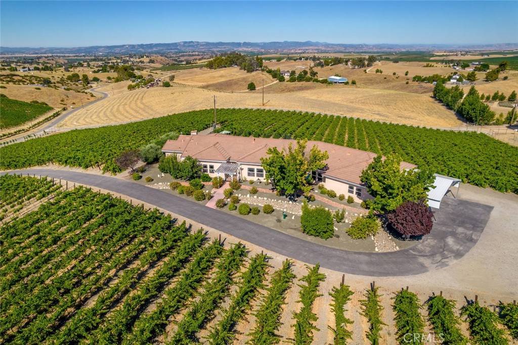 Paso Robles, CA 93446,6172 Hawk Ridge Place