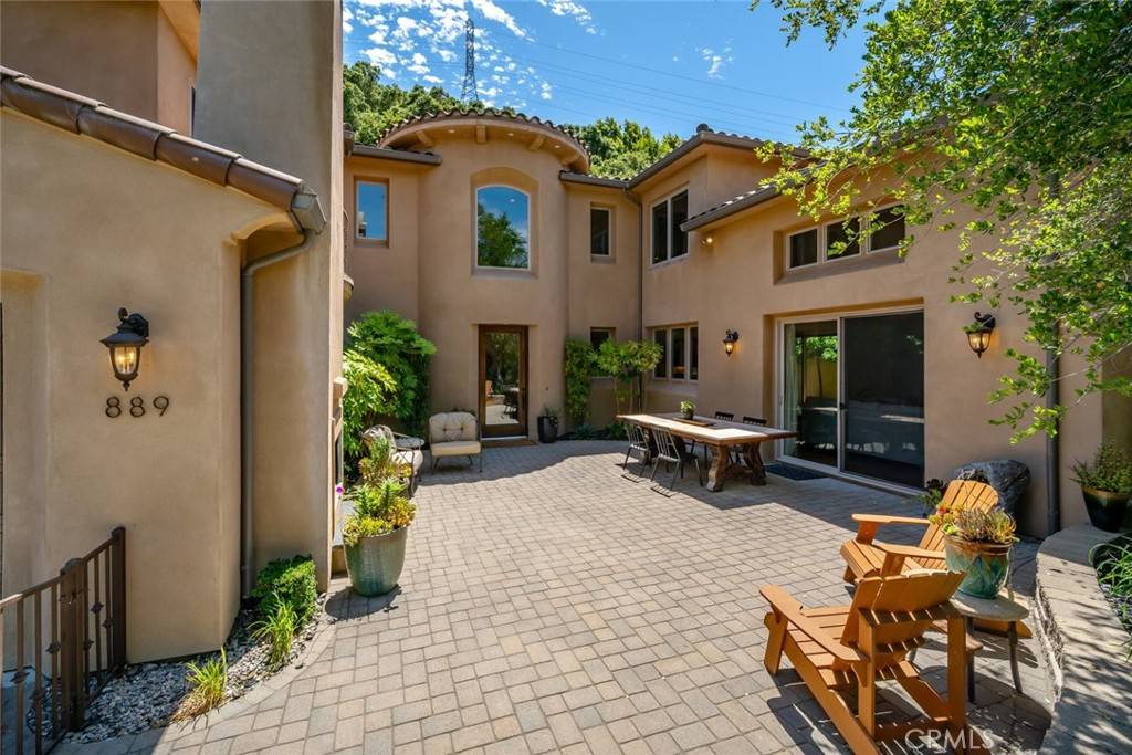 San Luis Obispo, CA 93405,889 Isabella Way