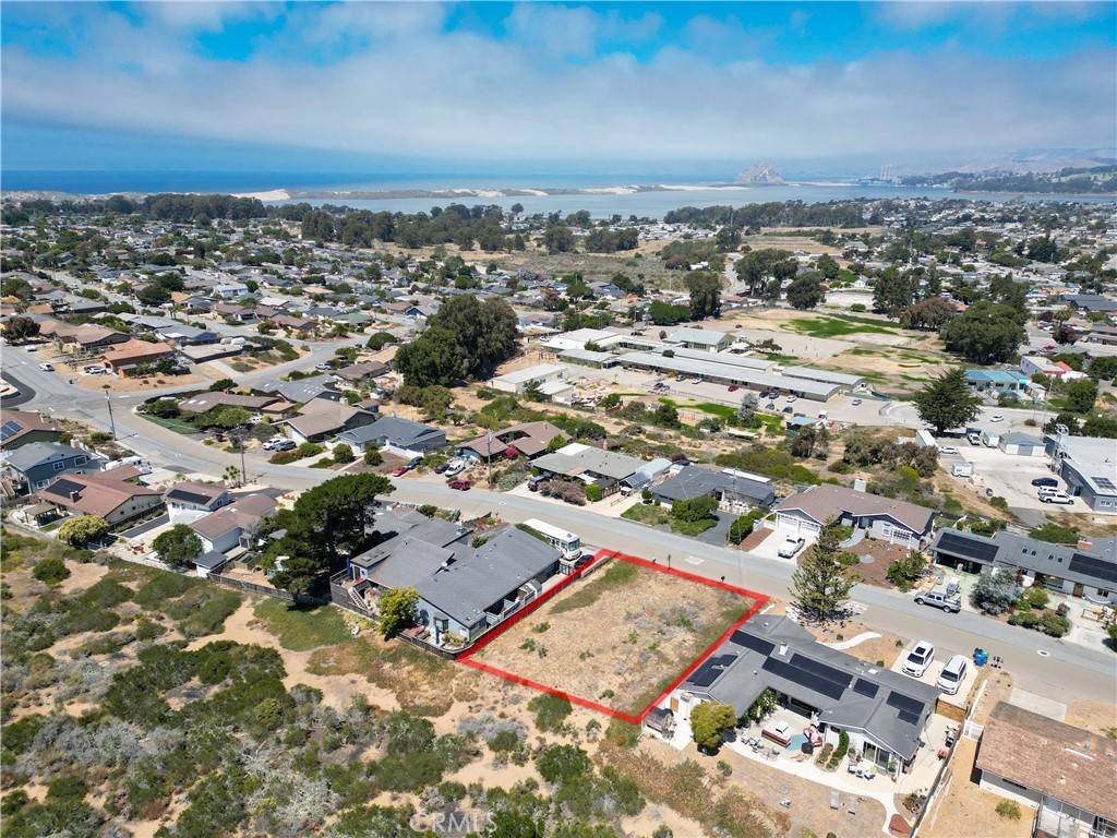 Los Osos, CA 93402,915 Highland DR