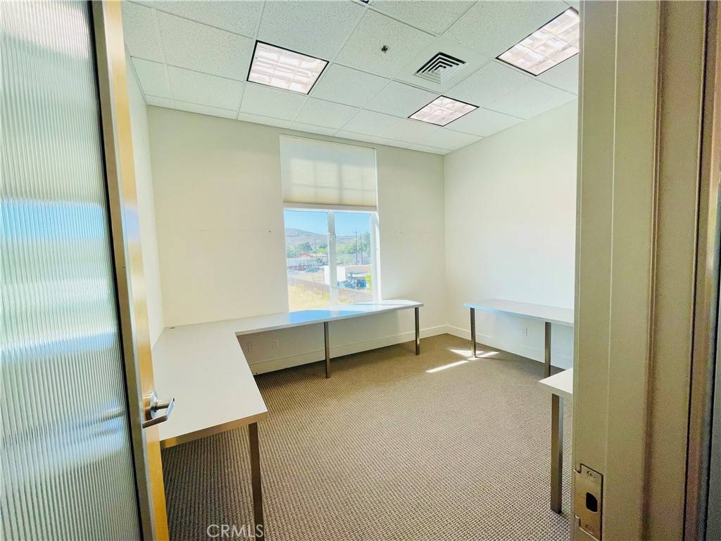 San Luis Obispo, CA 93401,1327 Archer ST #210, 220