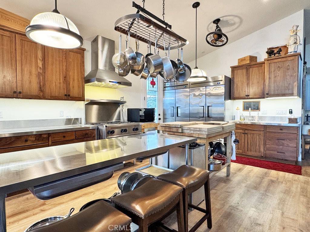 9094 La Canada RD Atascadero, CA 93422