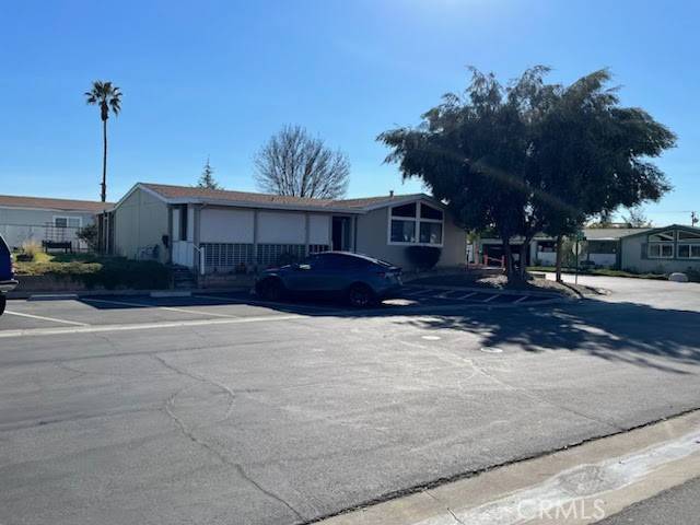 Paso Robles, CA 93446,321 Lark DR
