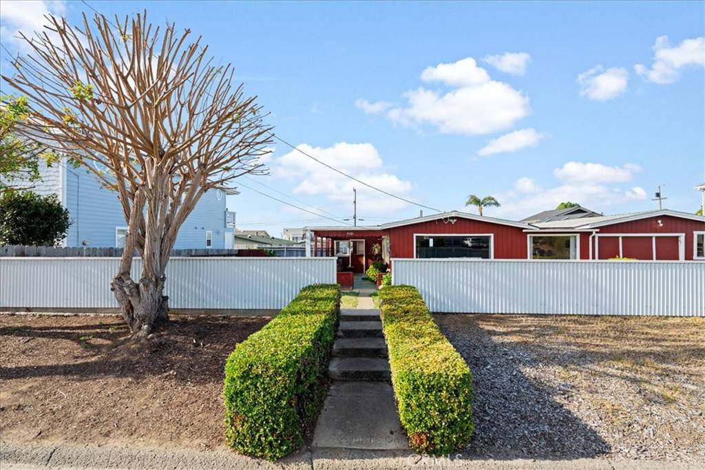 Morro Bay, CA 93442,2931 Hemlock Avenue