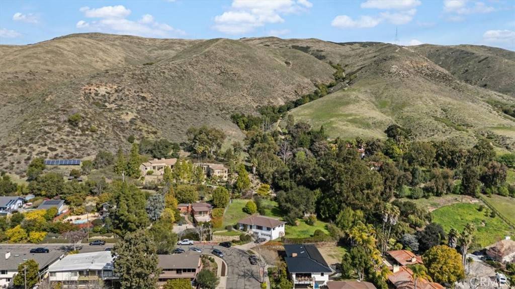 San Luis Obispo, CA 93401,2432 Sunset DR