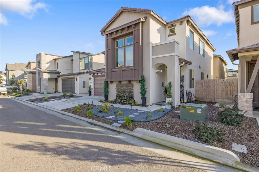 Visalia, CA 93277,3413 W Florence AVE
