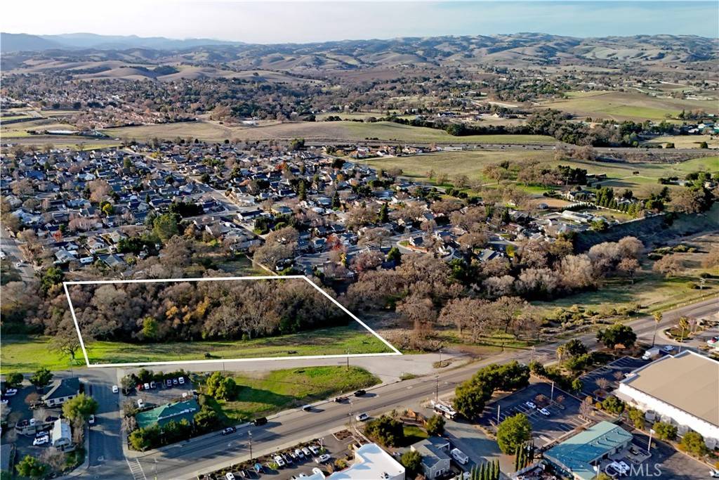 Templeton, CA 93465,42 Old County RD