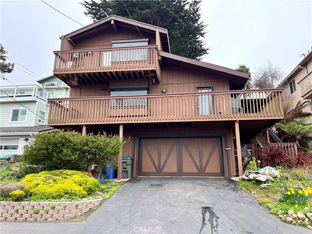 Cambria, CA 93428,444 Pembrook DR
