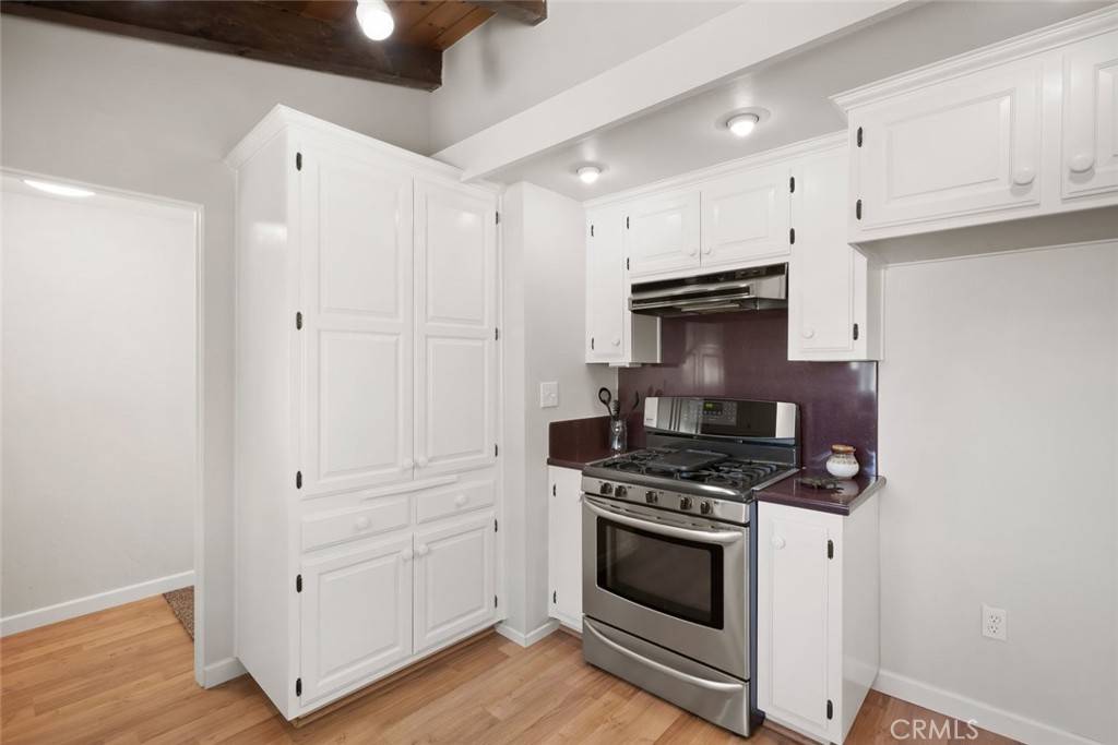 Santa Maria, CA 93454,818 E Mill ST