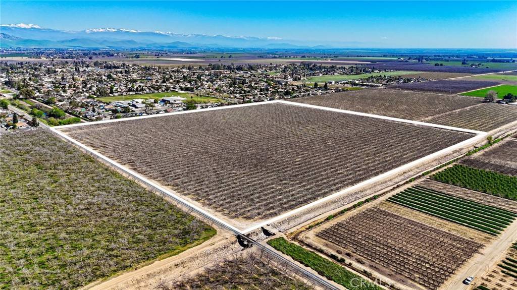 Visalia, CA 93292,896 N Mariposa AVE