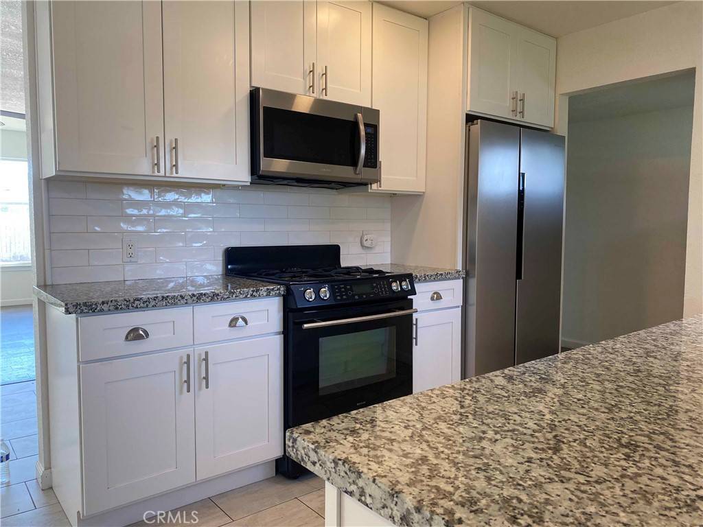 Lemoore, CA 93245,135 W Burlwood LN