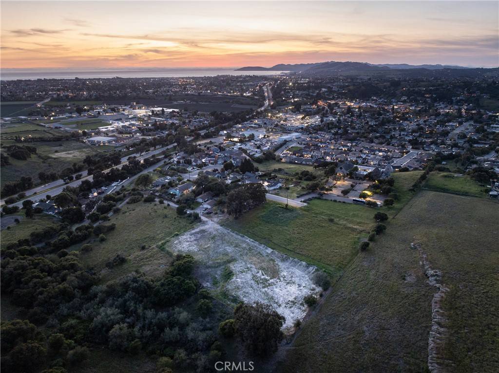 Arroyo Grande, CA 93420,200 Orchid LN