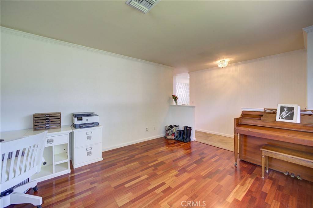 Atascadero, CA 93422,10097 Atascadero AVE