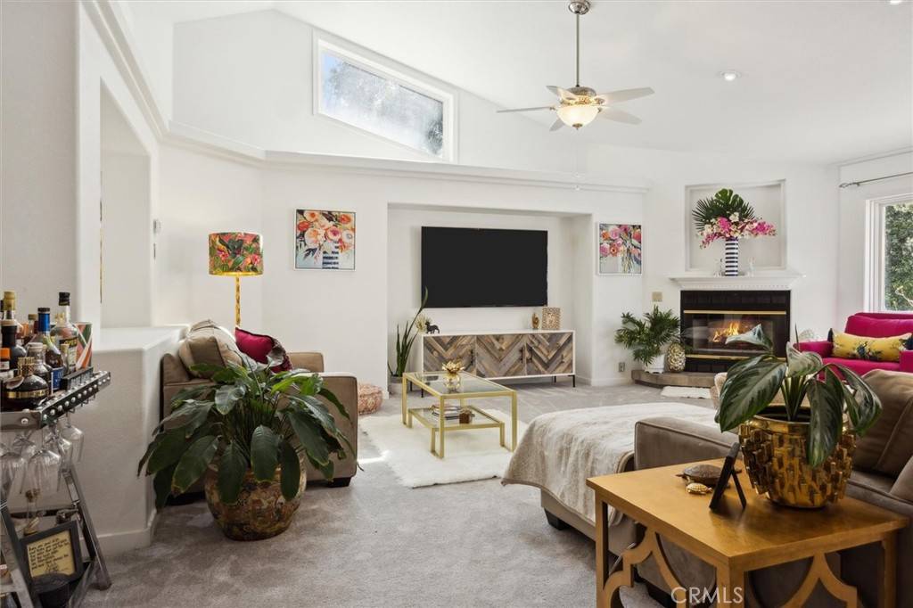 Atascadero, CA 93422,8100 Coromar Avenue